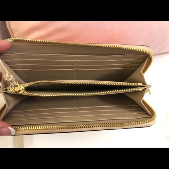 Chloe leather zip around wallet coral beige - Picture 7 of 8